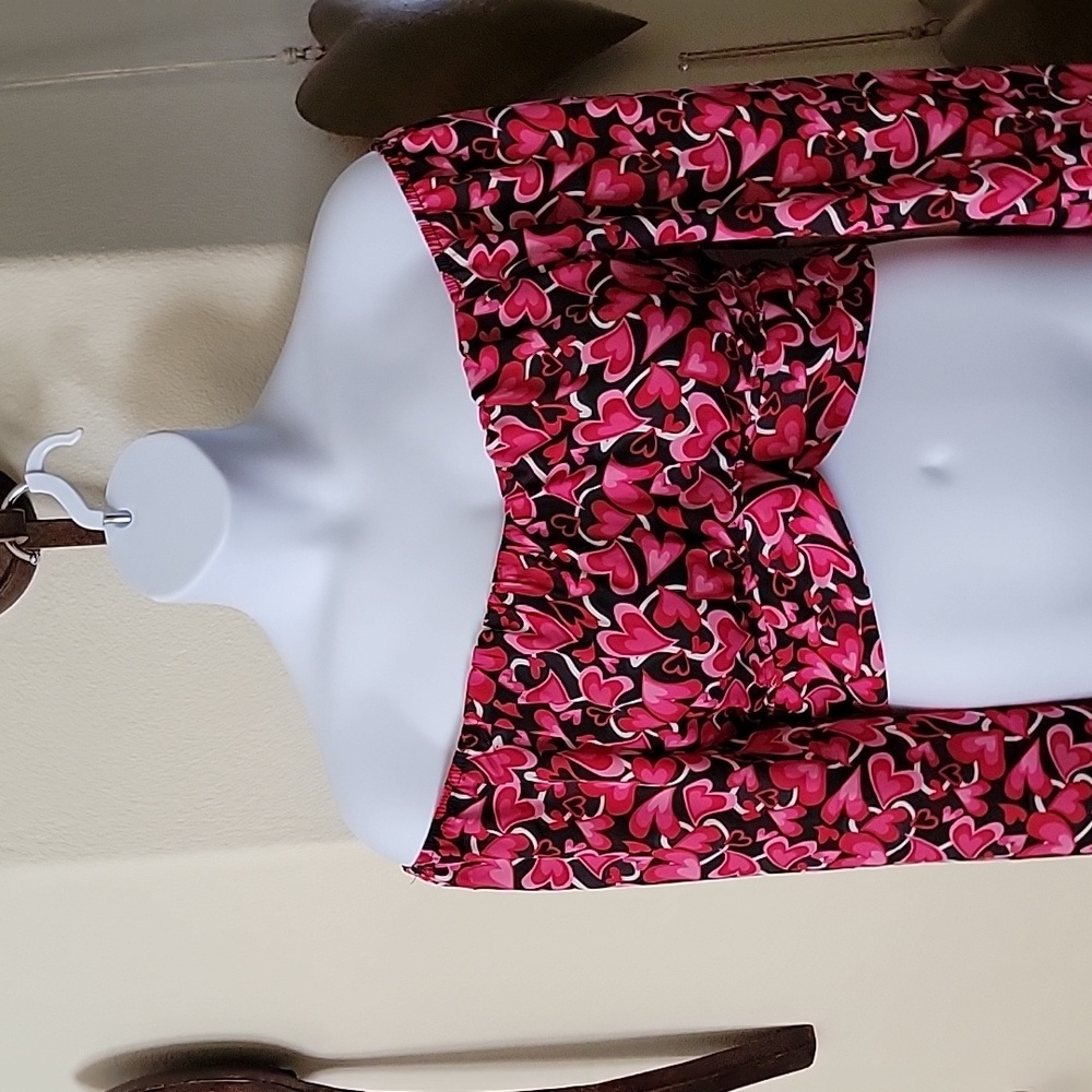 MADDEN NYC Long Sleeve Cropped Top with Hearts Tie Back size XXXL juniors